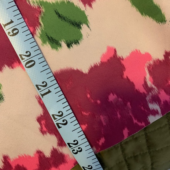 Zara Creamy Pink Floral / Green Leaf Abstract Zip Back Stretchy Medium Blouse - Picture 5 of 5